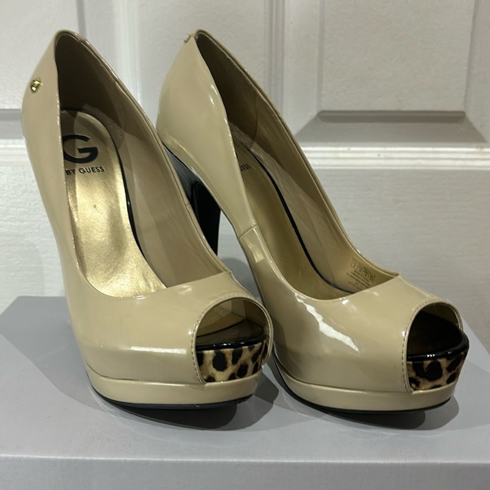 Vintage G by Guess Cheetah Print Heels